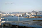 nave nel porto di marsiglia