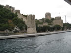 antico castello lungo il Bosforo Istanbul Turchia